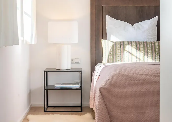 シャレー Strickerl *