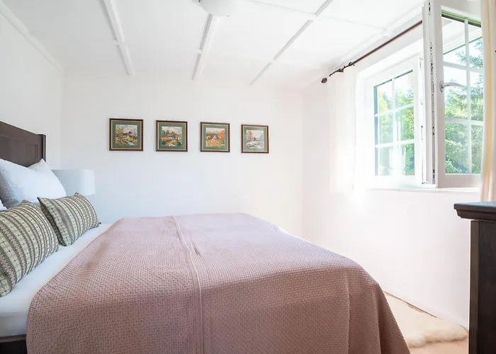 シャレー Strickerl